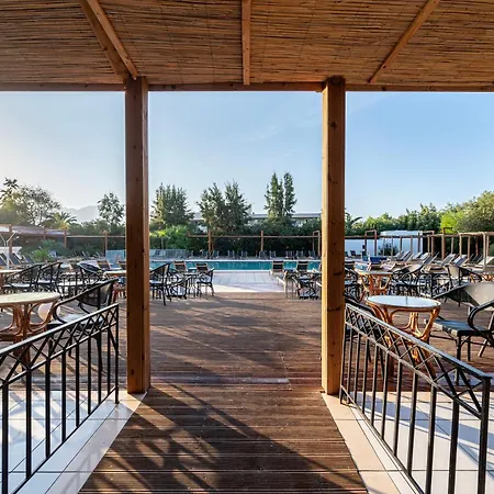 Aegean Bay 4*
